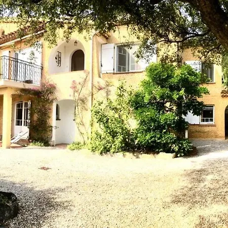 Lei Roucas, La Fossette,proche Plage ,vue Mer,12 P Villa *