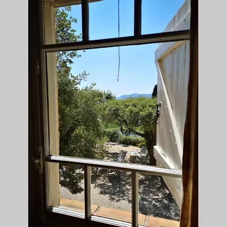Villa Lei Roucas, La Fossette,proche Plage ,vue Mer,12 P *